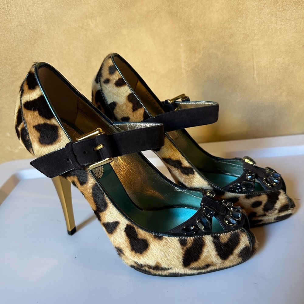 Gorgeous Roberto Cavalli pony Hair Jeweled Shows